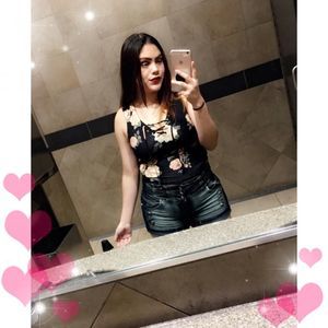 Meet your Posher, Julisa